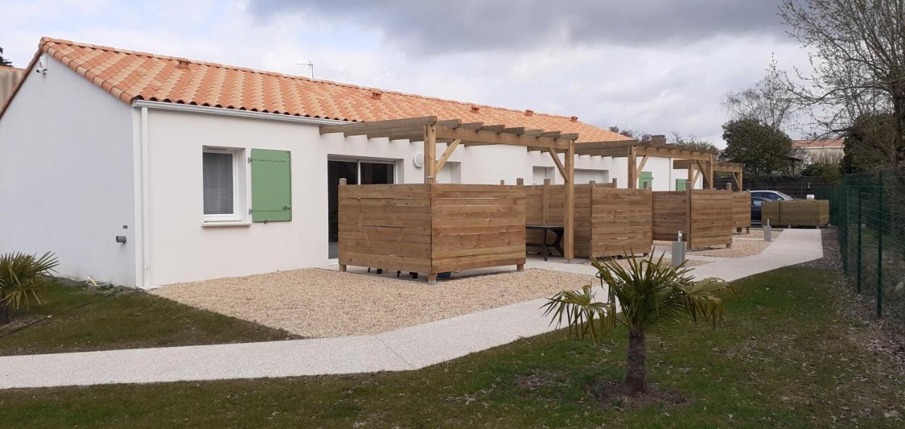 Au Logis Des Muriers Vairé Esterno foto