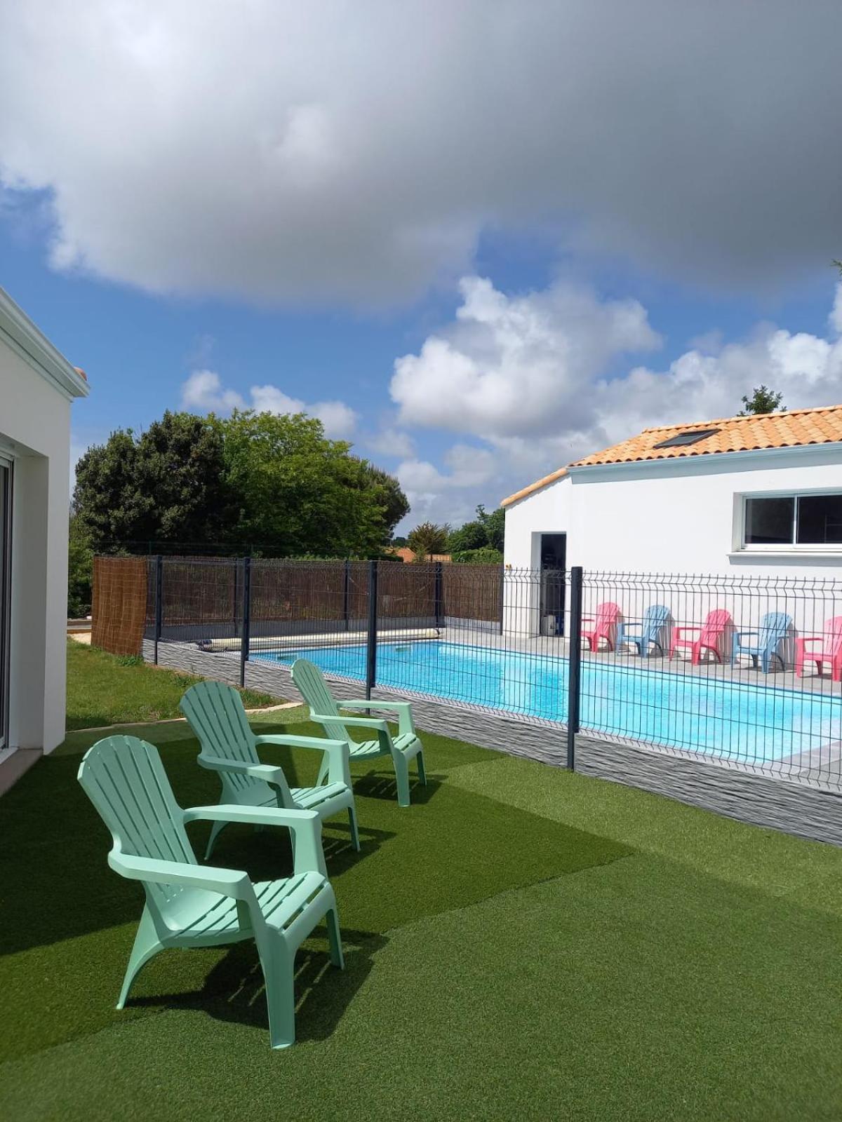Au Logis Des Muriers Vairé Esterno foto